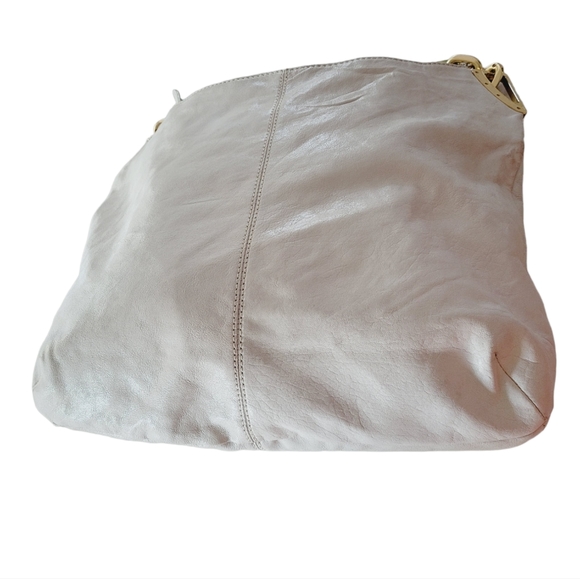 Michael Kors Ines Leather Hobo Shoulder Purse Bag MK Tag Charm Michael Kors. - Picture 10 of 16